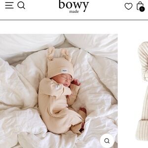 Bowy Made Onsie and double knot hat - CREAM 0-3mo